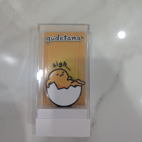 FIGPIN - Gudetama Egg Enamel Pin - Picture 2 of 5